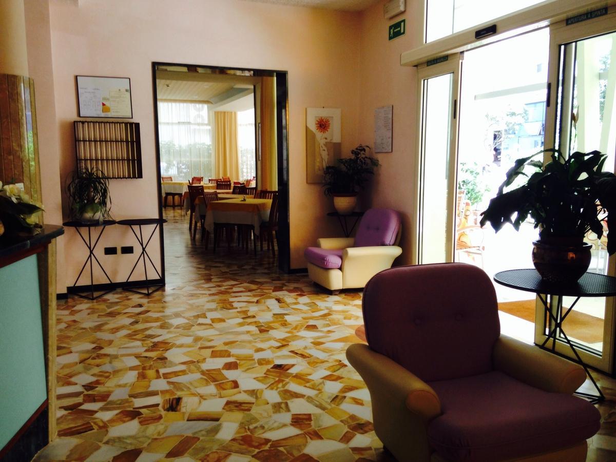 Hotel Lazzarini Bellaria-Igea Marina Eksteriør bilde